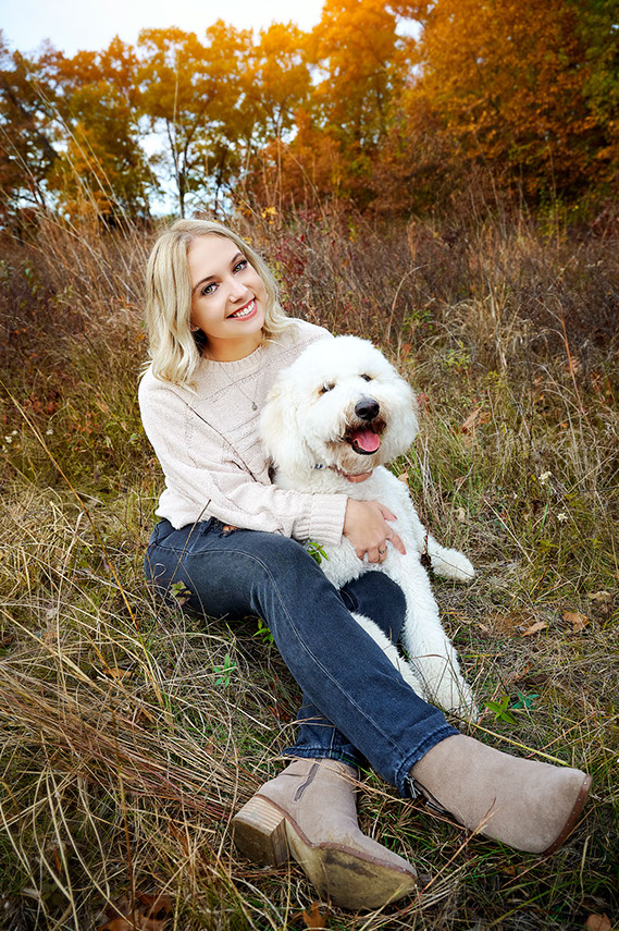 Senior Pictures Near Me Top High School Senior Photographers Toledo Sylvania Northview, Perrysburg, Clay High School, Anthony Wayne High School,