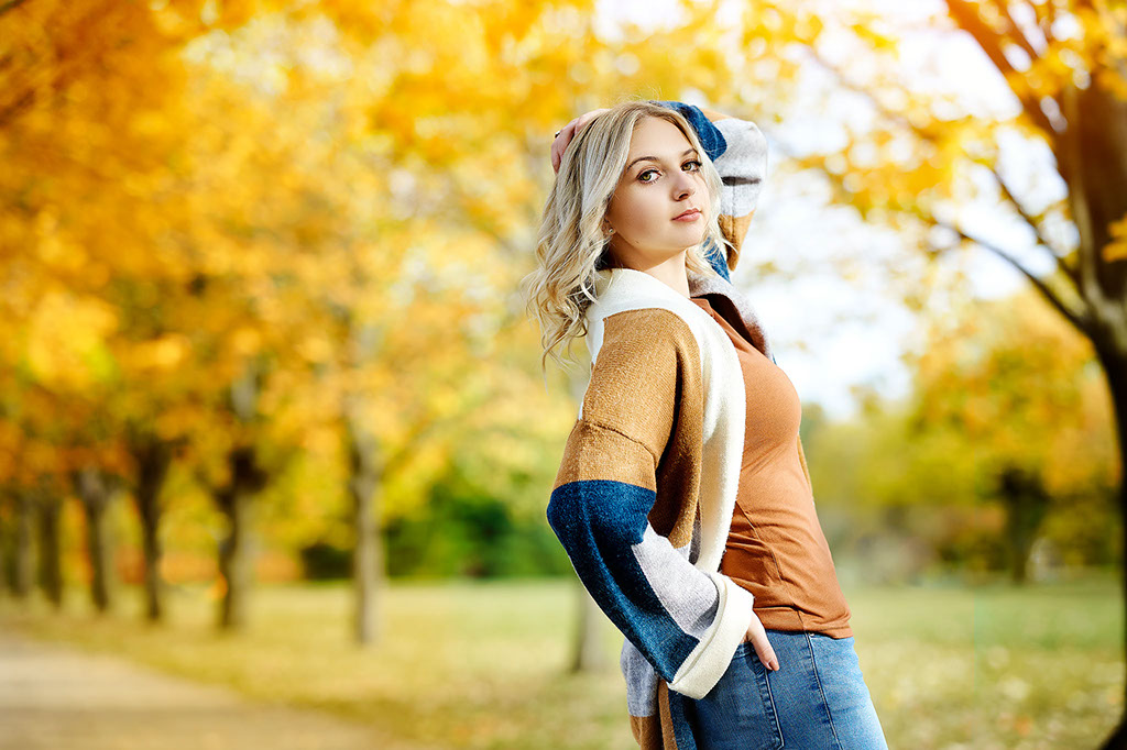 Senior Pictures Near Me Top High School Senior Photographers Toledo Sylvania Northview, Perrysburg, Clay High School, Anthony Wayne High School,