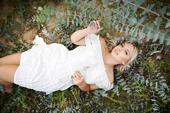 Senior Pictures Near Me Top High School Senior Photographers Toledo Sylvania Northview, Perrysburg, Clay High School, Anthony Wayne High School,