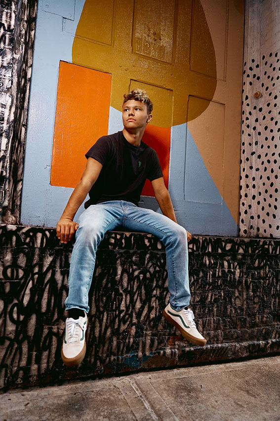 Senior Pictures Near Me Top High School Senior Photographers Toledo Sylvania Northview, Perrysburg, Clay High School, Anthony Wayne High School,