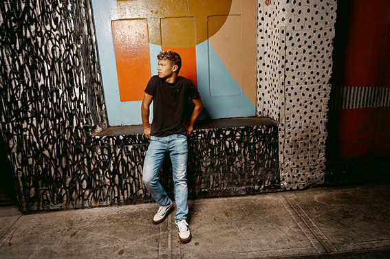 Senior Pictures Near Me Top High School Senior Photographers Toledo Sylvania Northview, Perrysburg, Clay High School, Anthony Wayne High School,