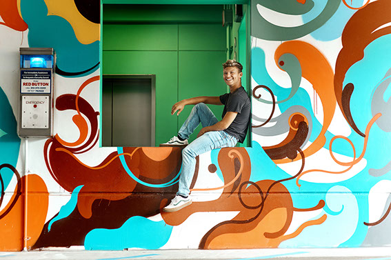 Senior Pictures Near Me Top High School Senior Photographers Toledo Sylvania Northview, Perrysburg, Clay High School, Anthony Wayne High School,