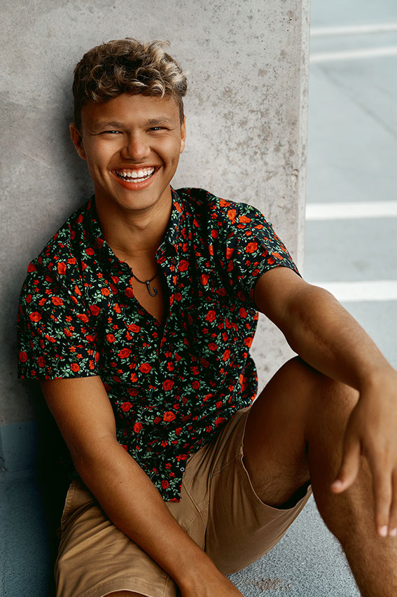 Senior Pictures Near Me Top High School Senior Photographers Toledo Sylvania Northview, Perrysburg, Clay High School, Anthony Wayne High School,