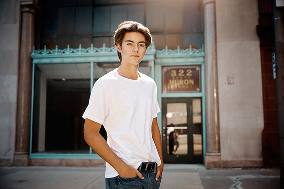 Senior Pictures Near Me Top High School Senior Photographers Toledo Sylvania Northview, Perrysburg, Clay High School, Anthony Wayne High School,