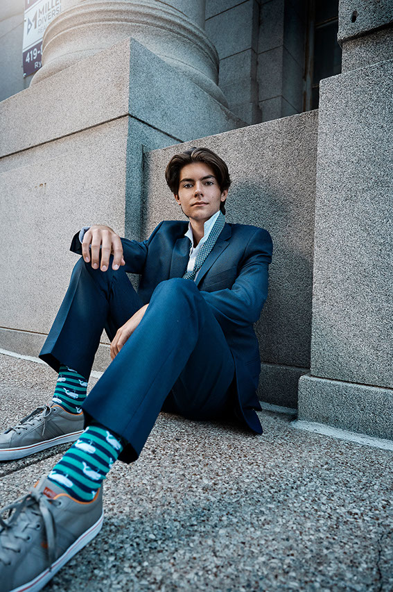 Senior Pictures Near Me Top High School Senior Photographers Toledo Sylvania Northview, Perrysburg, Clay High School, Anthony Wayne High School,