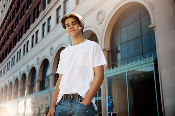 Senior Pictures Near Me Top High School Senior Photographers Toledo Sylvania Northview, Perrysburg, Clay High School, Anthony Wayne High School,