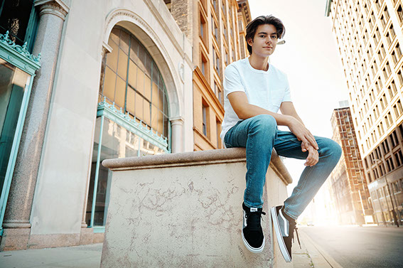 Senior Pictures Near Me Top High School Senior Photographers Toledo Sylvania Northview, Perrysburg, Clay High School, Anthony Wayne High School,