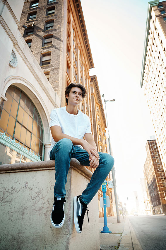 Senior Pictures Near Me Top High School Senior Photographers Toledo Sylvania Northview, Perrysburg, Clay High School, Anthony Wayne High School,