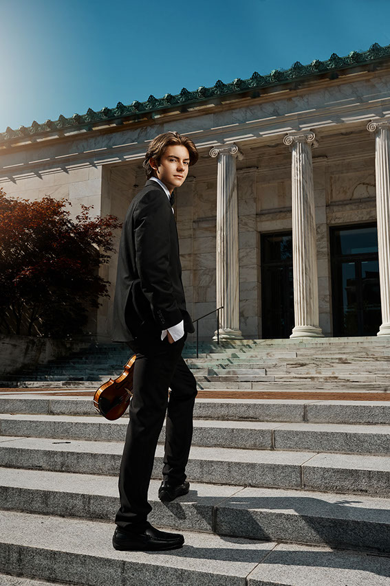 Senior Pictures Near Me Top High School Senior Photographers Toledo Sylvania Northview, Perrysburg, Clay High School, Anthony Wayne High School,