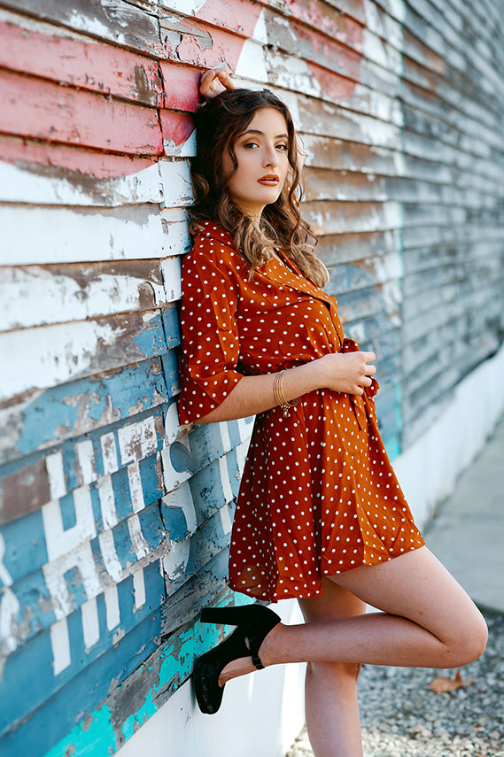 Senior Pictures Near Me Top High School Senior Photographers Toledo Sylvania Northview, Perrysburg, Clay High School, Anthony Wayne High School,