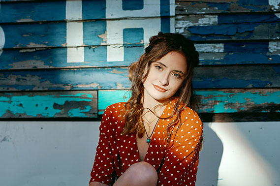 Senior Pictures Near Me Top High School Senior Photographers Toledo Sylvania Northview, Perrysburg, Clay High School, Anthony Wayne High School,