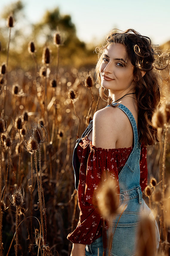 Senior Pictures Near Me Top High School Senior Photographers Toledo Sylvania Northview, Perrysburg, Clay High School, Anthony Wayne High School,