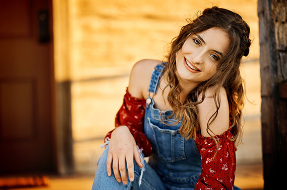 Senior Pictures Near Me Top High School Senior Photographers Toledo Sylvania Northview, Perrysburg, Clay High School, Anthony Wayne High School,