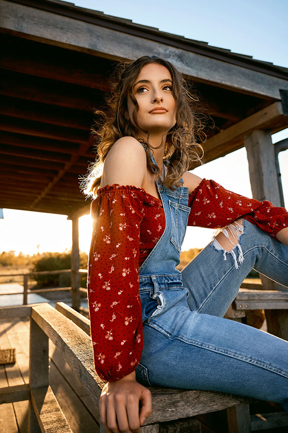 Senior Pictures Near Me Top High School Senior Photographers Toledo Sylvania Northview, Perrysburg, Clay High School, Anthony Wayne High School,