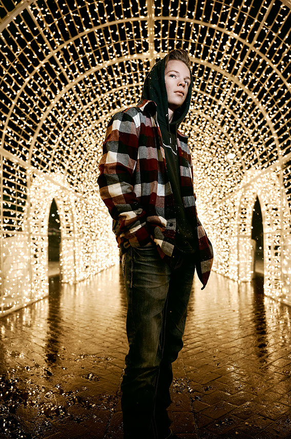 Top High School Senior Photographers Toledo Sylvania Northview, Perrysburg, Clay High School, Anthony Wayne High School, Ottawa Hills High Schoo