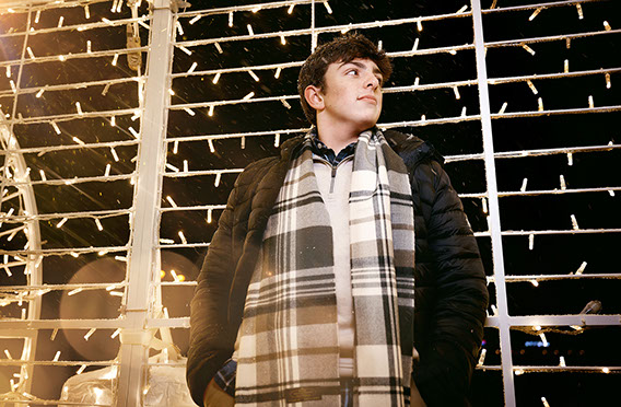 Top High School Senior Photographers Toledo Sylvania Northview, Perrysburg, Clay High School, Anthony Wayne High School, Ottawa Hills High Schoo