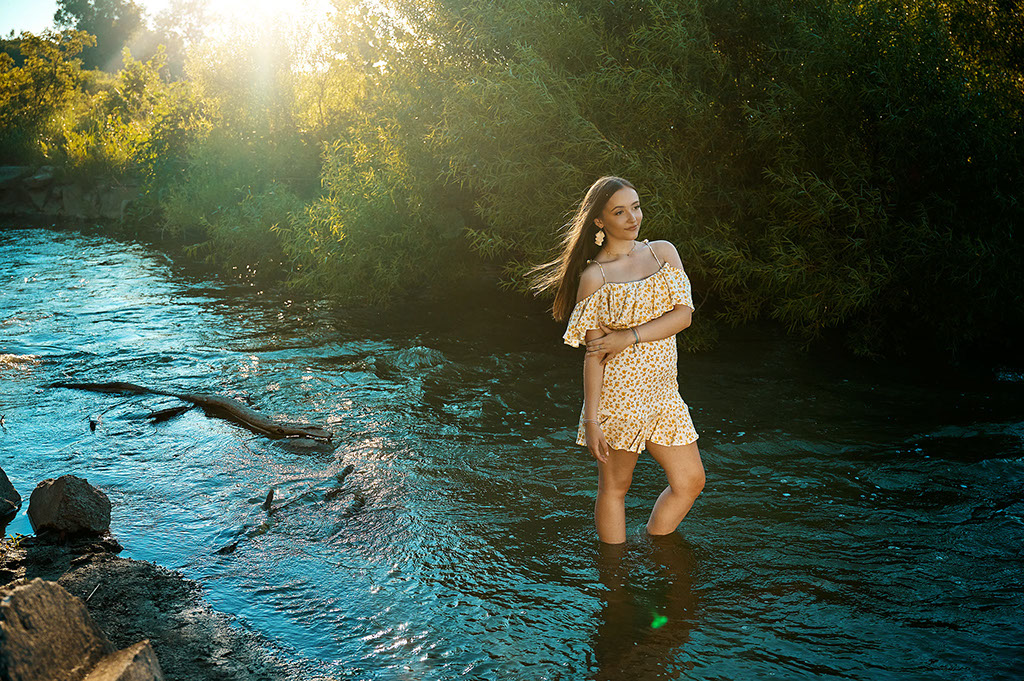 Senior Pictures Near Me Top High School Senior Photographers Toledo Sylvania Northview, Perrysburg, Clay High School, Anthony Wayne High School,