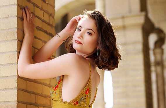 High School Senior Photographers Sylvania Northview, Perrysburg, Bedford High School, Anthony Wayne High School, Ottawa Hills High School