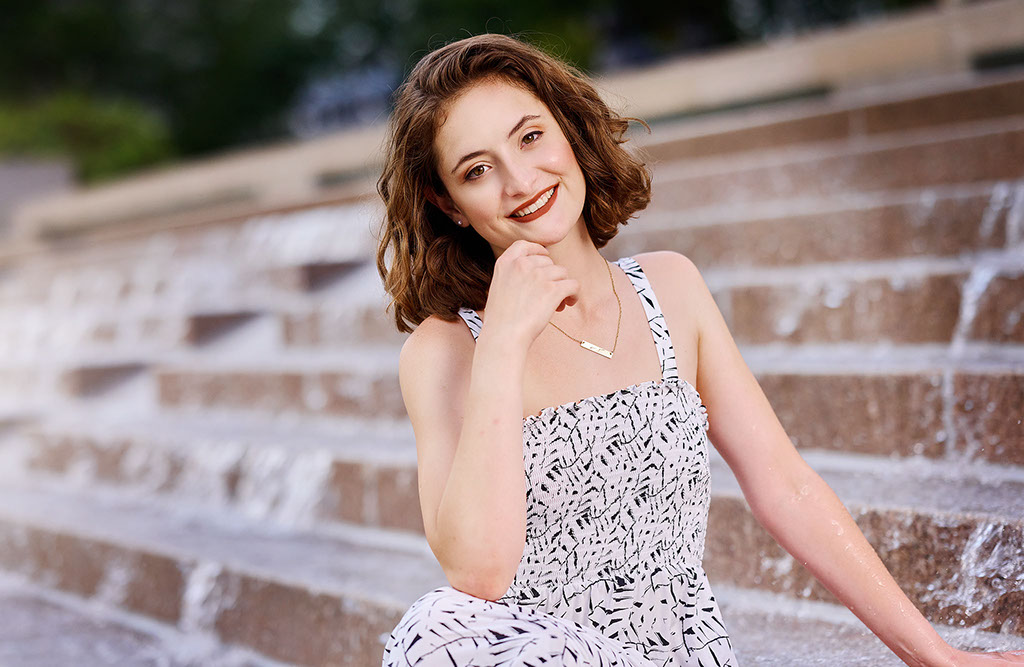 High School Senior Photographers Sylvania Northview, Perrysburg, Bedford High School, Anthony Wayne High School, Ottawa Hills High School