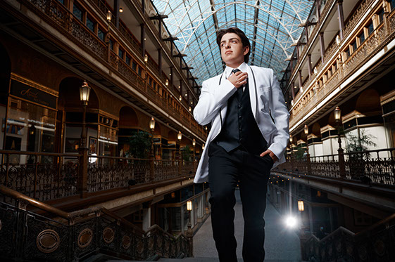 Top High School Senior Photographers Toledo Sylvania Northview, Perrysburg, Clay High School Anthony Wayne High School, Ottawa Hills High School