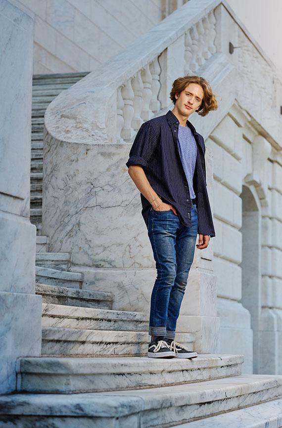 High School Senior Photographers Sylvania Northview, Perrysburg, Bedford High School, Anthony Wayne High School, Ottawa Hills High School