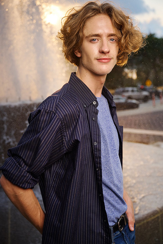 High School Senior Photographers Sylvania Northview, Perrysburg, Bedford High School, Anthony Wayne High School, Ottawa Hills High School