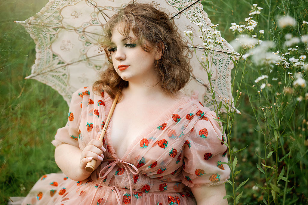 High School Senior Photographers Sylvania Northview, Perrysburg, Bedford High School, Anthony Wayne High School, Ottawa Hills High School