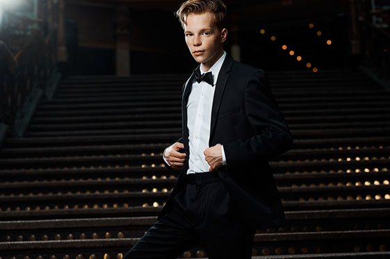 Top High School Senior Photographers Toledo Sylvania Northview, Perrysburg, Clay High School Anthony Wayne High School, Ottawa Hills High School