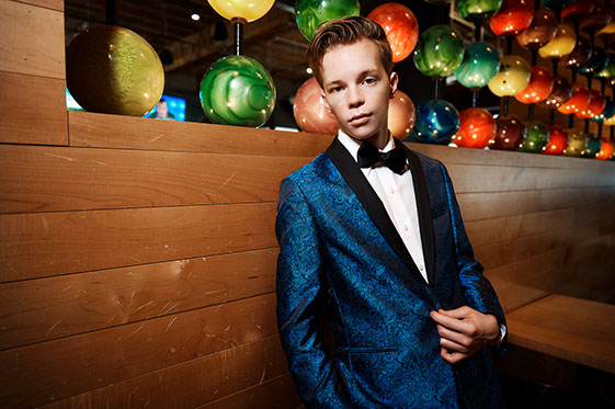 Top High School Senior Photographers Toledo Sylvania Northview, Perrysburg, Clay High School Anthony Wayne High School, Ottawa Hills High School