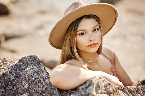 High School Senior Photographers Sylvania Northview, Perrysburg, Bedford High School, Anthony Wayne High School, Ottawa Hills High School