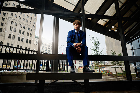 High School Senior Photographers Sylvania Northview, Perrysburg, Bedford High School, Anthony Wayne High School, Ottawa Hills High School