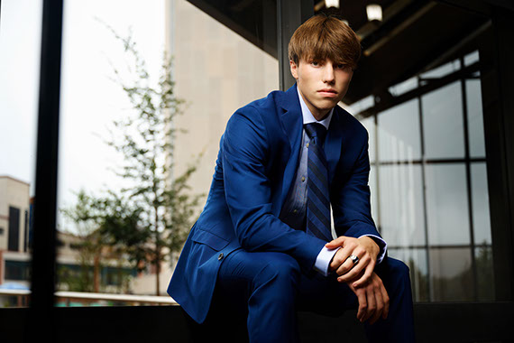 High School Senior Photographers Sylvania Northview, Perrysburg, Bedford High School, Anthony Wayne High School, Ottawa Hills High School