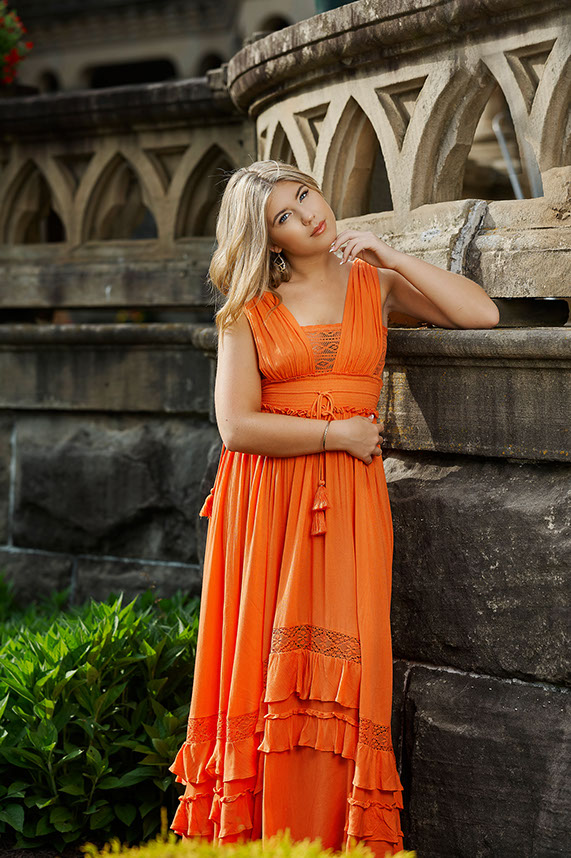 The Best High School Senior Photographers Sylvania Northview, Perrysburg, Bedford High School, Anthony Wayne High School, Ottawa Hills High