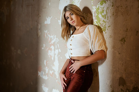 The Best High School Senior Photographers Sylvania Northview, Perrysburg, Bedford High School, Anthony Wayne High School, Ottawa Hills High