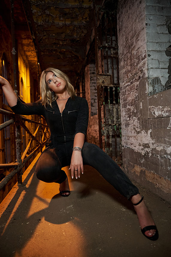 The Best High School Senior Photographers Sylvania Northview, Perrysburg, Bedford High School, Anthony Wayne High School, Ottawa Hills High