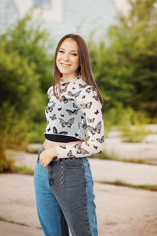 The Best High School Senior Photographers Sylvania Northview, Perrysburg, Bedford High School, Anthony Wayne High School, Ottawa Hills High