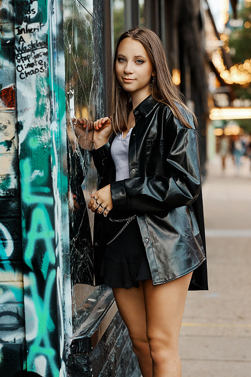 The Best High School Senior Photographers Sylvania Northview, Perrysburg, Bedford High School, Anthony Wayne High School, Ottawa Hills High