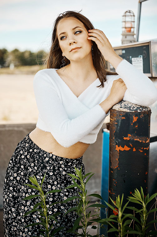 The Best High School Senior Photographers Sylvania Northview, Perrysburg, Bedford High School, Anthony Wayne High School, Ottawa Hills High