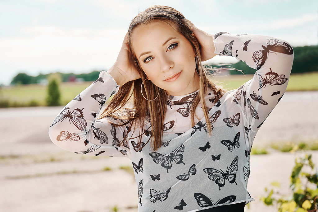 The Best High School Senior Photographers Sylvania Northview, Perrysburg, Bedford High School, Anthony Wayne High School, Ottawa Hills High