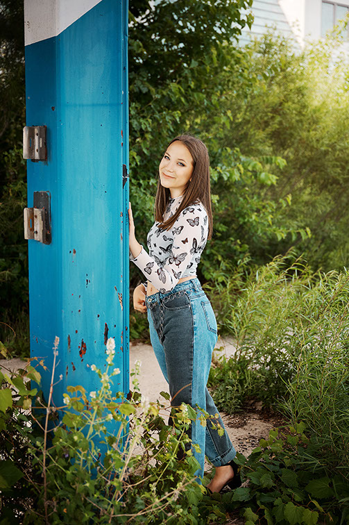 The Best High School Senior Photographers Sylvania Northview, Perrysburg, Bedford High School, Anthony Wayne High School, Ottawa Hills High