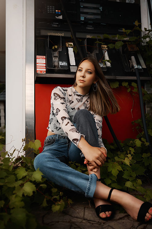 The Best High School Senior Photographers Sylvania Northview, Perrysburg, Bedford High School, Anthony Wayne High School, Ottawa Hills High