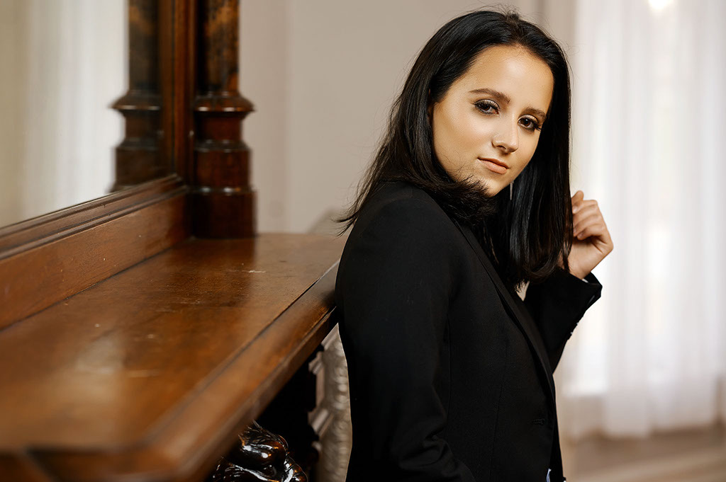 Senior Pictures Near Me Top High School Senior Photographers Toledo Sylvania Northview, Perrysburg, Clay High School, Anthony Wayne High School