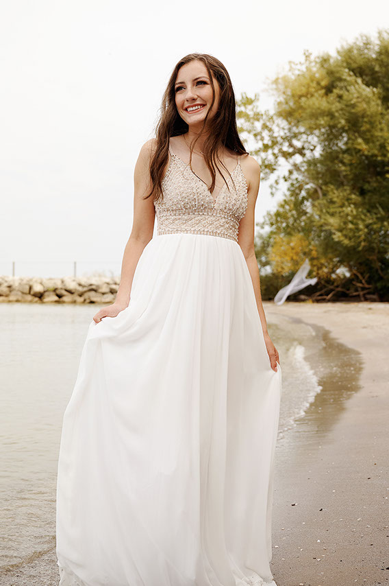 Senior Pictures Near Me Top High School Senior Photographers Toledo Sylvania Northview, Perrysburg, Clay High School, Anthony Wayne High School