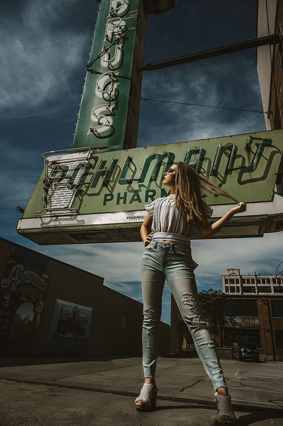 Senior Pictures Near Me Top High School Senior Photographers Toledo Sylvania Northview, Perrysburg, Clay High School, Anthony Wayne High School