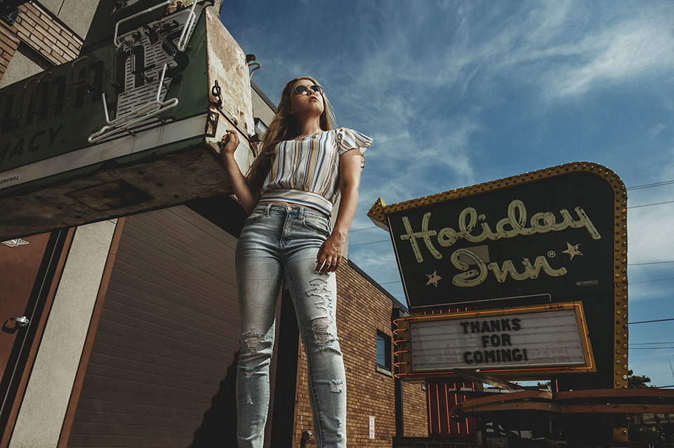 Senior Pictures Near Me Top High School Senior Photographers Toledo Sylvania Northview, Perrysburg, Clay High School, Anthony Wayne High School