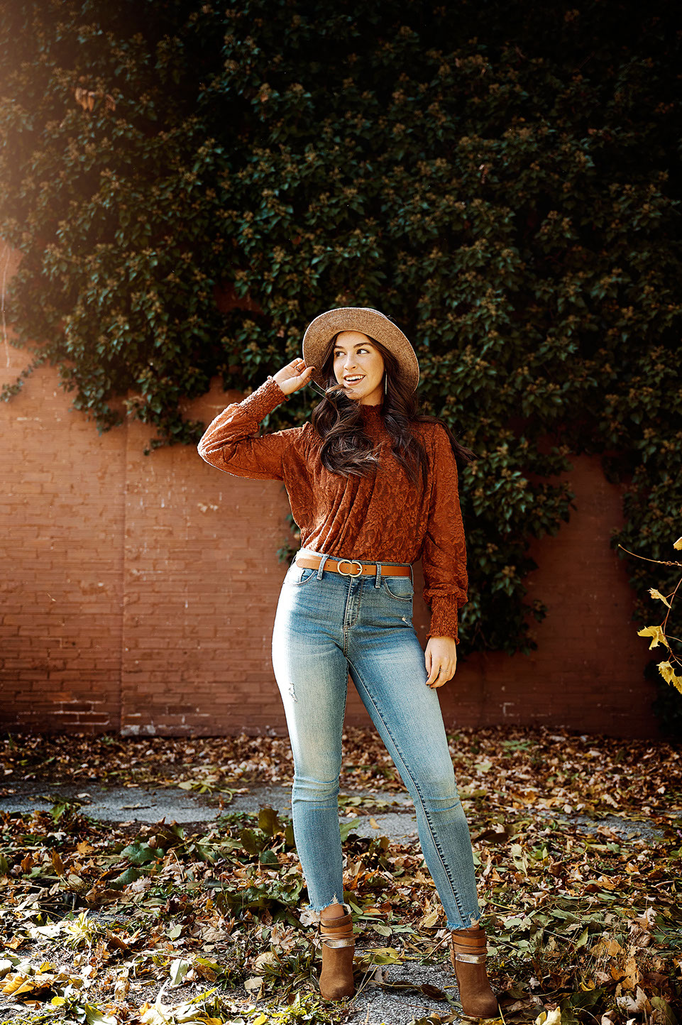 Senior Pictures Near Me Top High School Senior Photographers Toledo Sylvania Northview, Perrysburg, Clay High School, Anthony Wayne High School