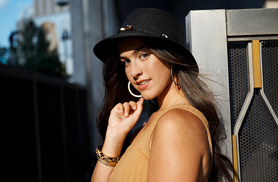 Senior Pictures Near Me Top High School Senior Photographers Toledo Sylvania Northview, Perrysburg, Clay High School, Anthony Wayne High School