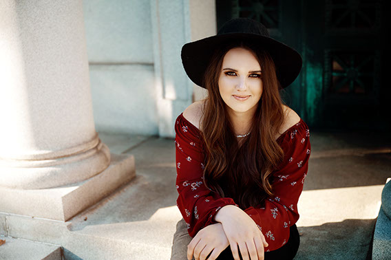 Senior Pictures Near Me Top High School Senior Photographers Toledo Sylvania Northview, Perrysburg, Clay High School, Anthony Wayne High School