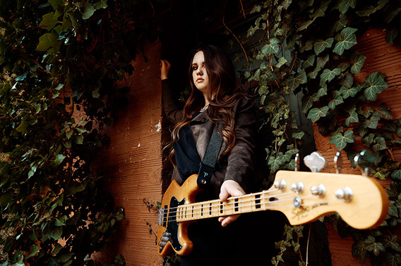 Senior Pictures Near Me Top High School Senior Photographers Toledo Sylvania Northview, Perrysburg, Clay High School, Anthony Wayne High School