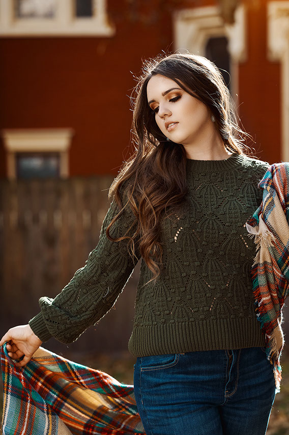 Senior Pictures Near Me Top High School Senior Photographers Toledo Sylvania Northview, Perrysburg, Clay High School, Anthony Wayne High School